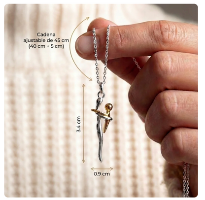 Collar abrazo eterno a mamá